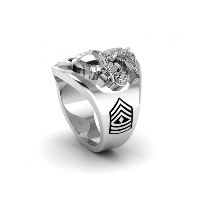 THE MARINE CORPS RING ~ RANK AND YEARS OF SERVICE _1