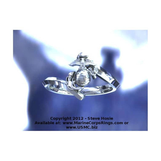 BEAUTIFUL GOLD MARINE CORPS RING FOR THE LADIES