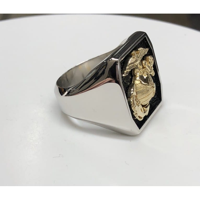 beautiful-14k-yellow-gold-marine-corps-ring-with-gold-eagle-globe-and-anchor-mr16-3
