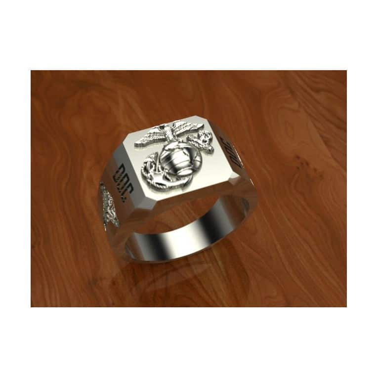 CORPSMAN RING "DOC" WITH EAGLE GLOBE AND ANCHOR